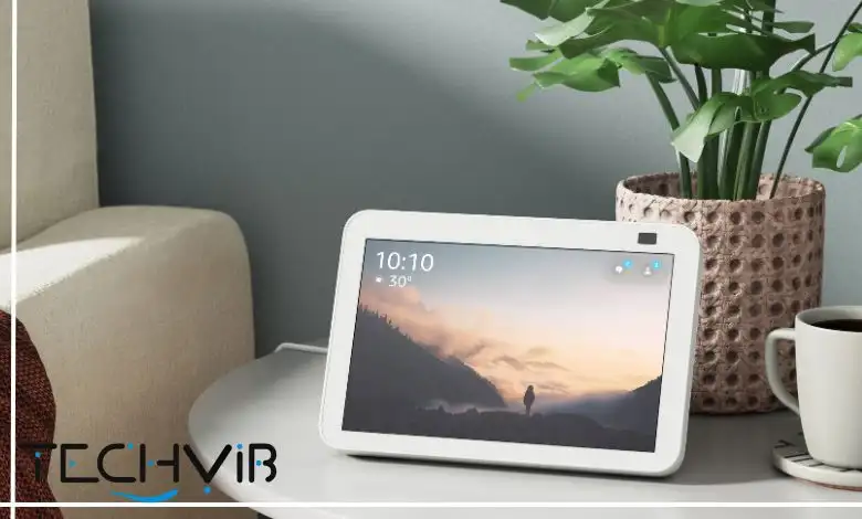what is the difference between echo show 8 and 10