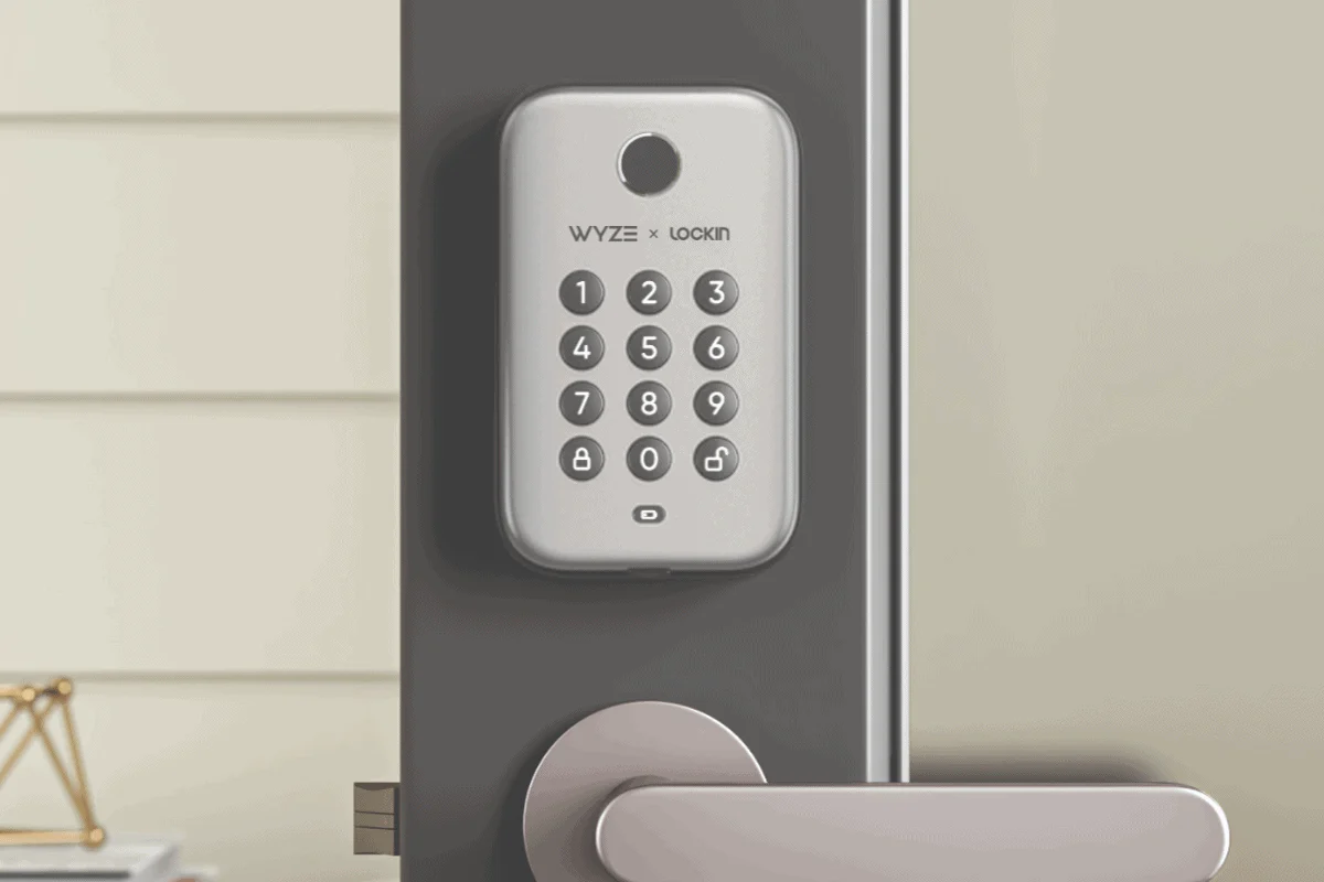 Wyze Auto-Lock Bolt
